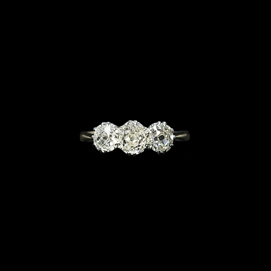 Diamond trilogy ring | Old cut | 18ct Yellow Gold