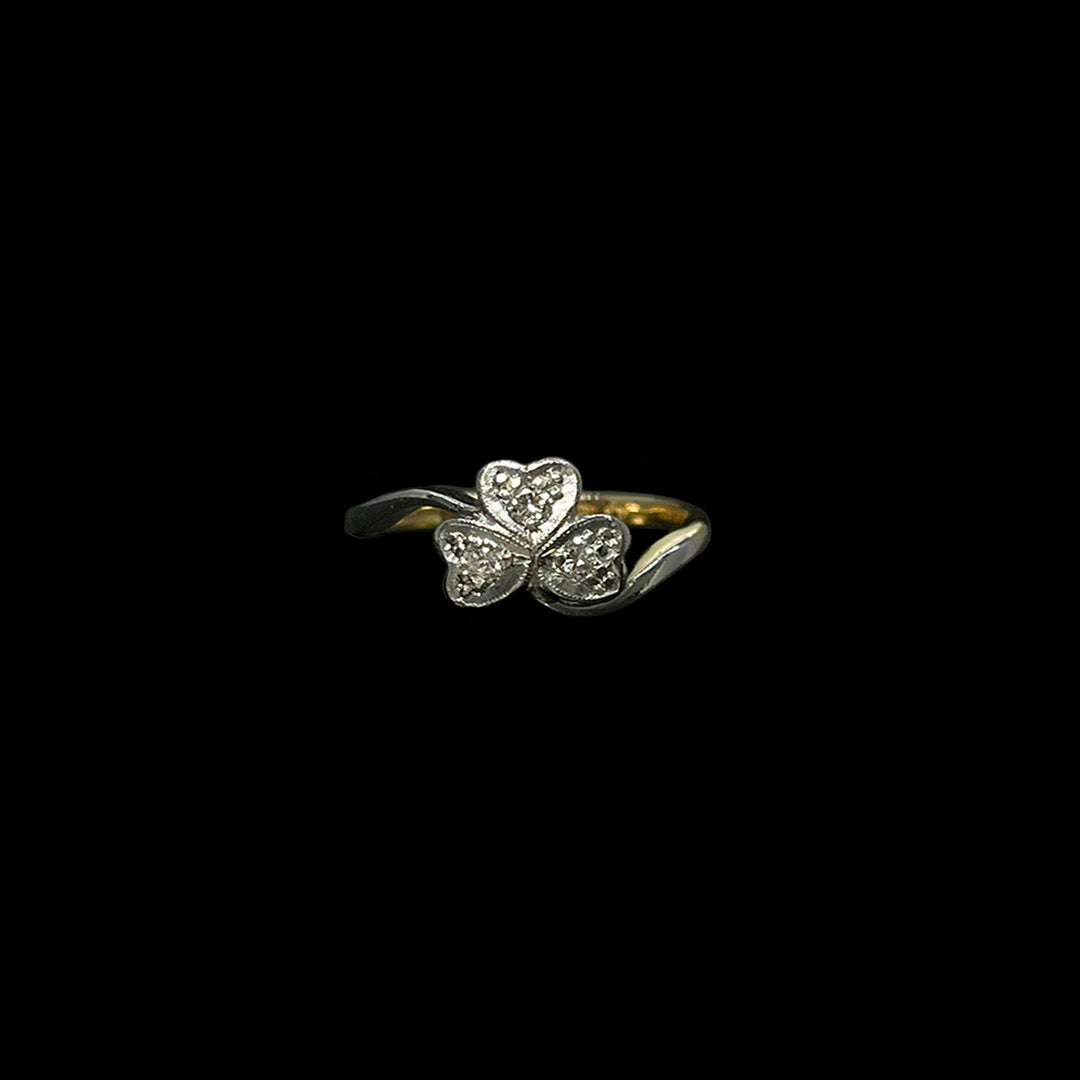 Three leaf clover Diamond ring | 18ct Yellow Gold