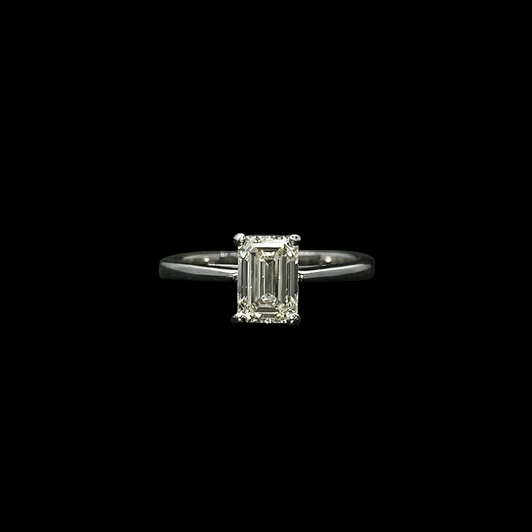 Diamond solitaire ring | Emerald cut | 18ct White Gold
