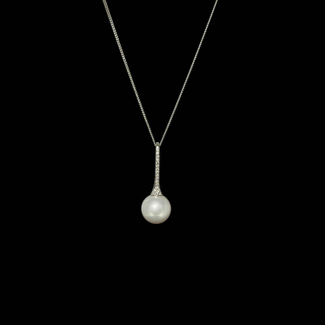 Pearl and Diamond drop pendant | Fresh Water | 18ct White Gold