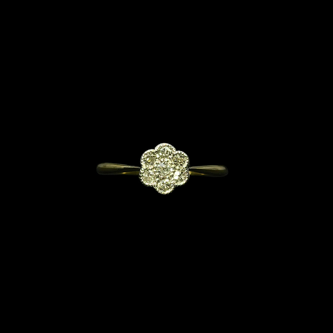 Diamond daisy head cluster ring | 18ct Yellow Gold
