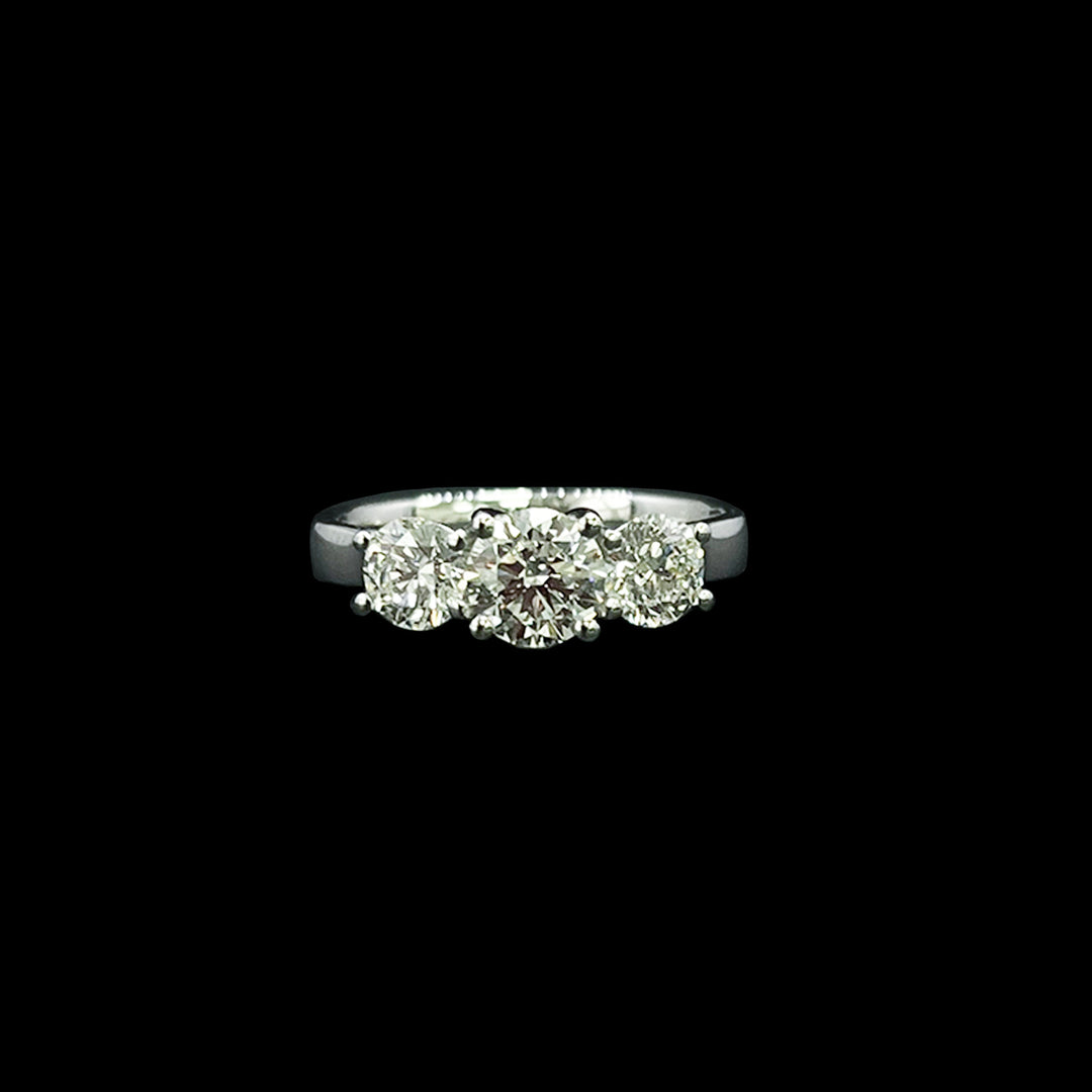 Diamond trilogy ring | Round brilliant | Platinum