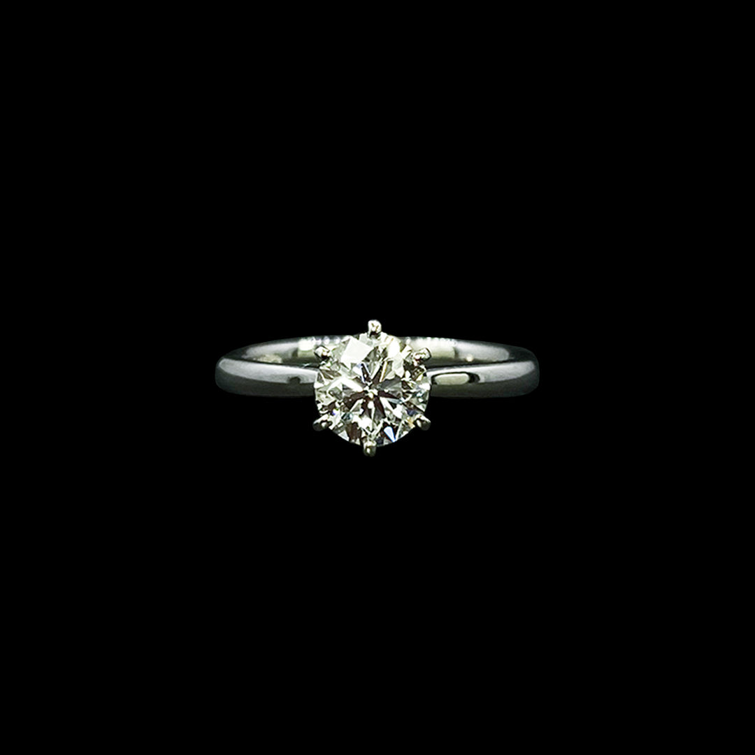 Diamond solitaire ring | Round brilliant | Platinum