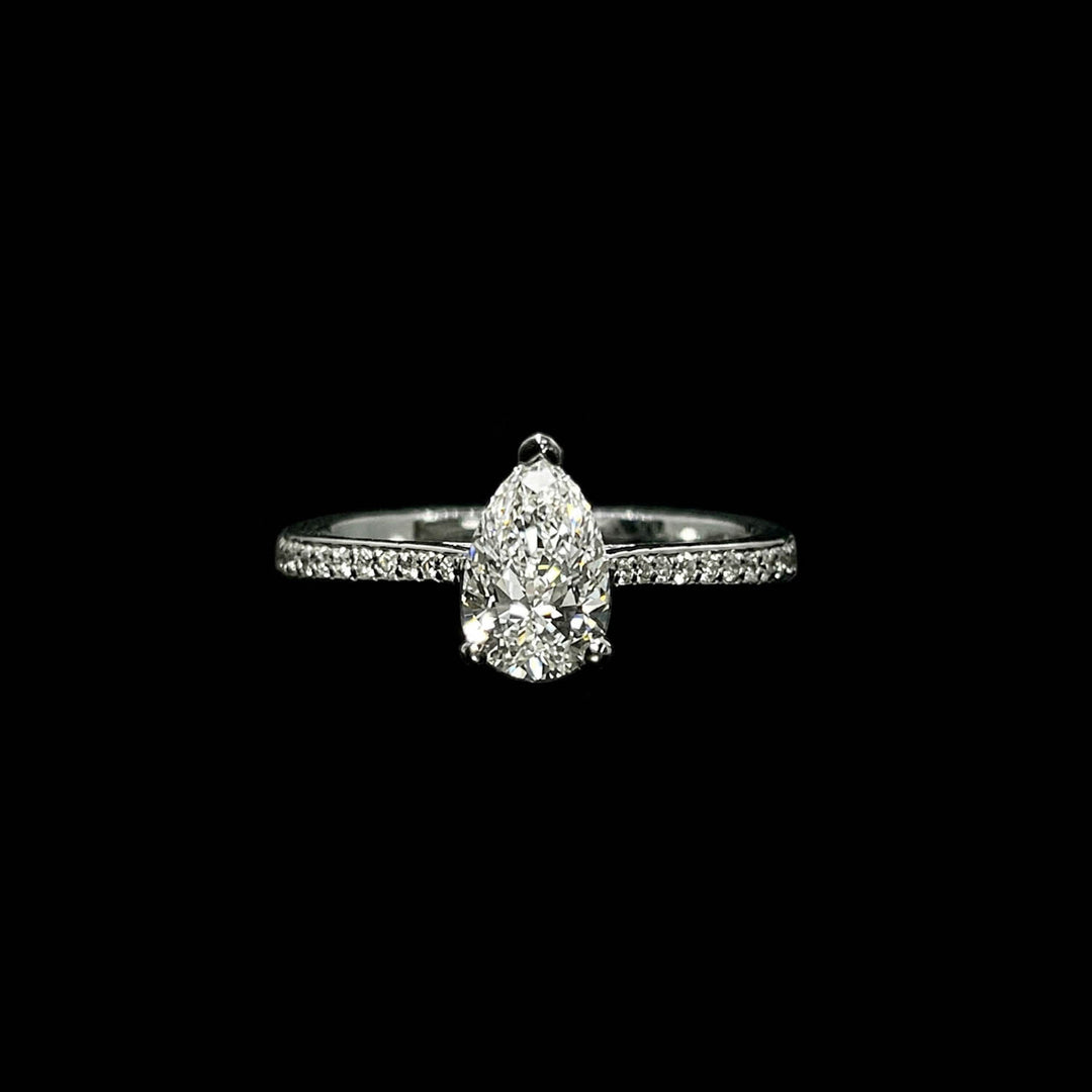 Diamond solitaire | Pear | Platinum