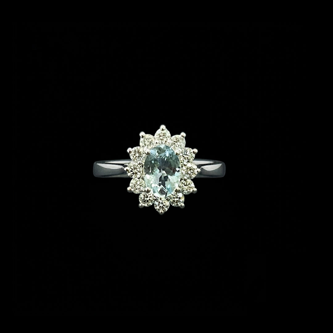 Aquamarine and diamond ring | Cluster | 18ct white gold