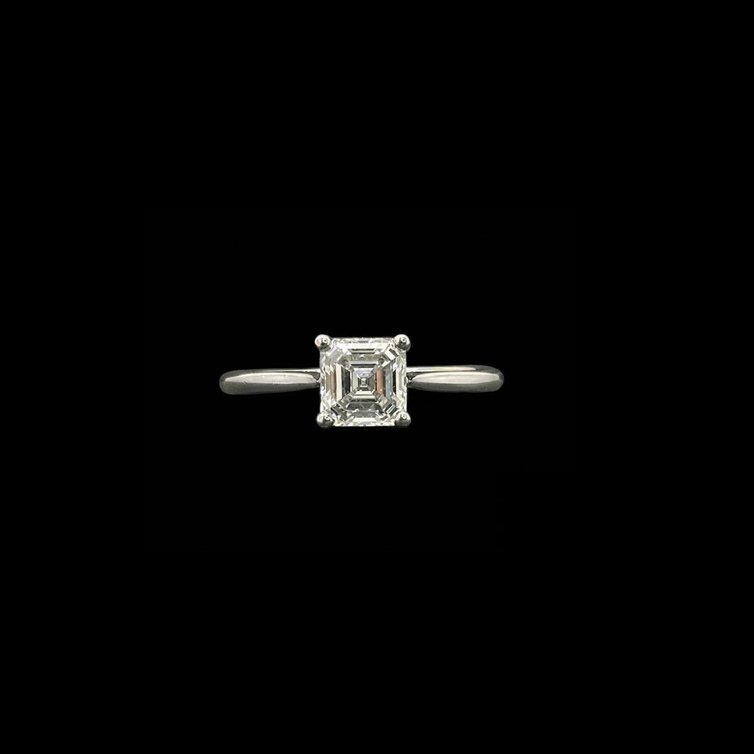 Diamond solitaire ring | Asscher cut | Platinum