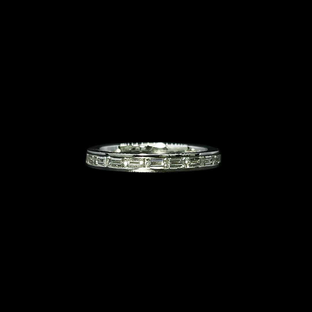 Diamond half eternity band | Baguette cut | Platinum