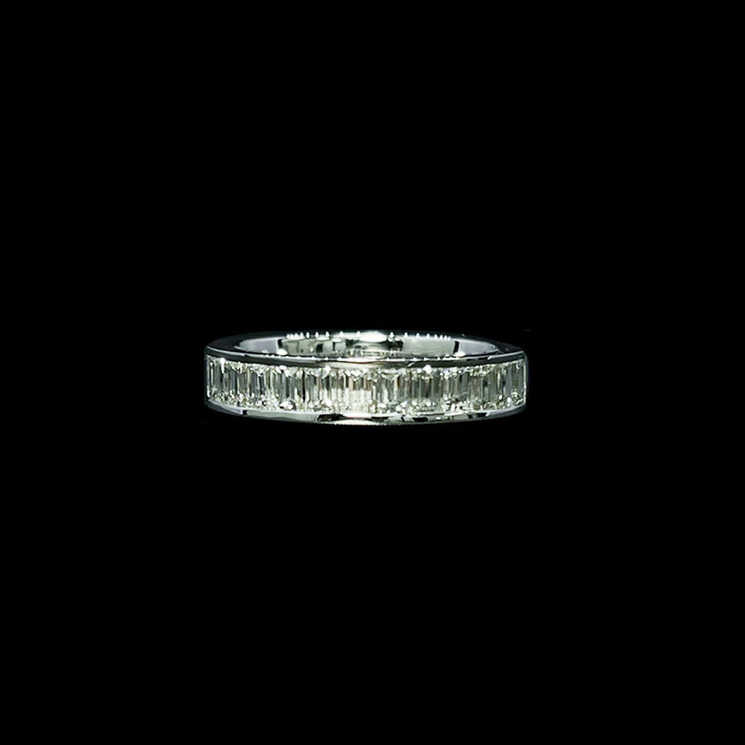 Diamond half eternity ring| Baguette cut | Platinum