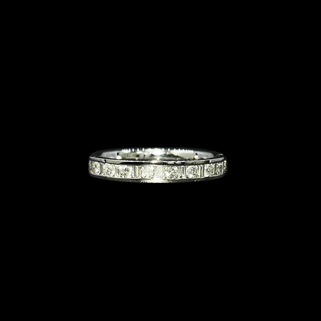 Diamond half eternity | Channel set | Platinum