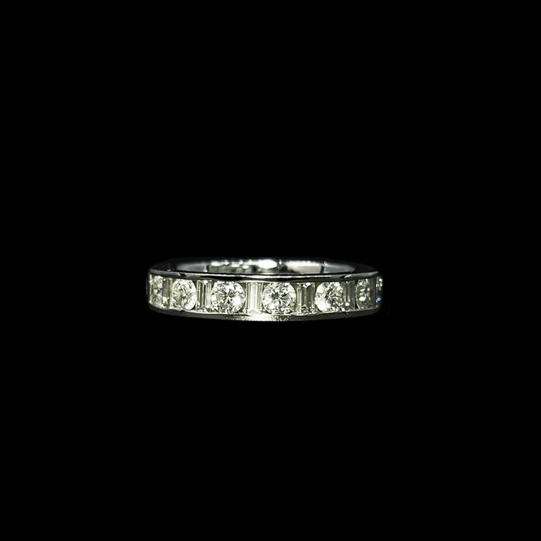 Diamond half eternity | Channel set | Platinum