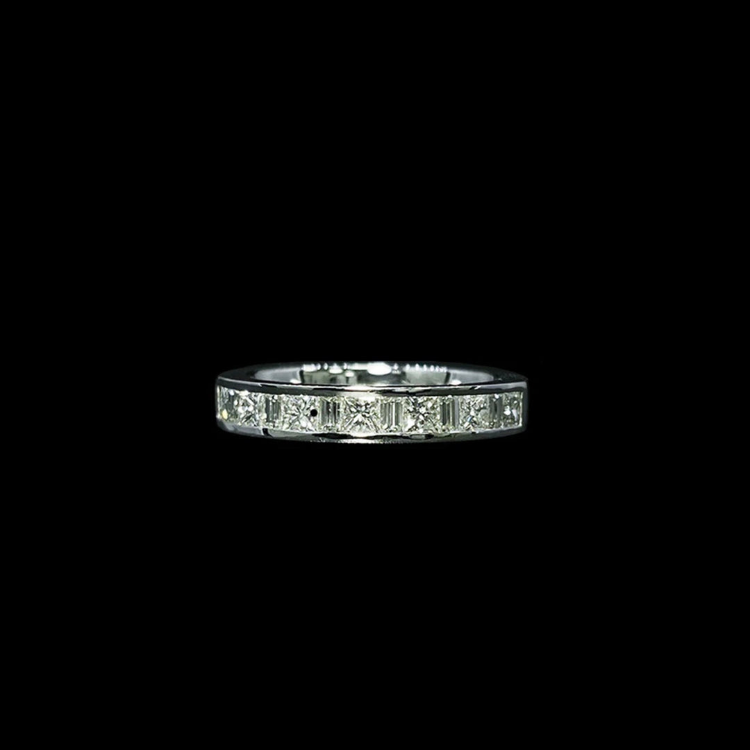 Diamond half eternity | Channel set | Platinum