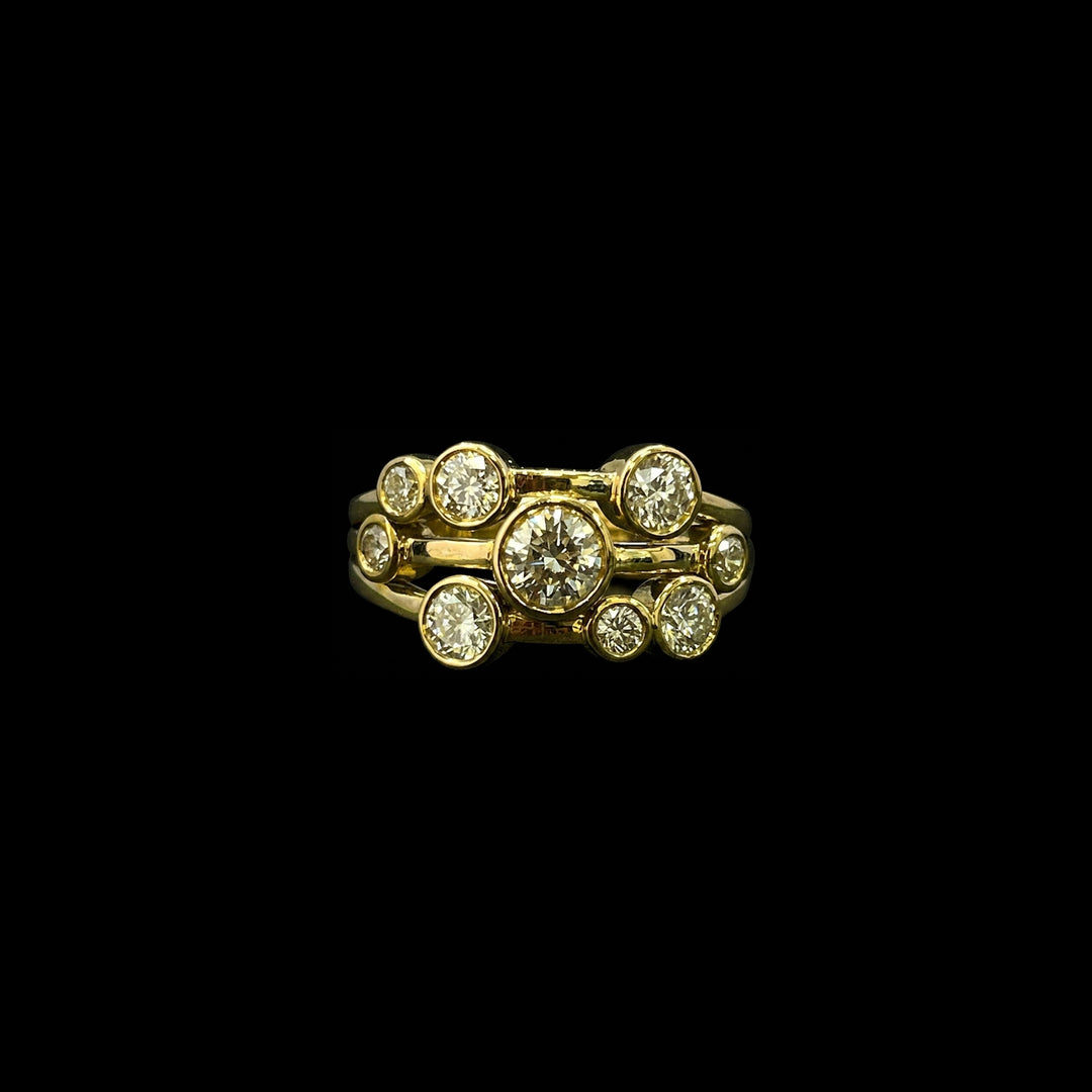 Diamond ring | Lifestyle | 18ct yellow gold
