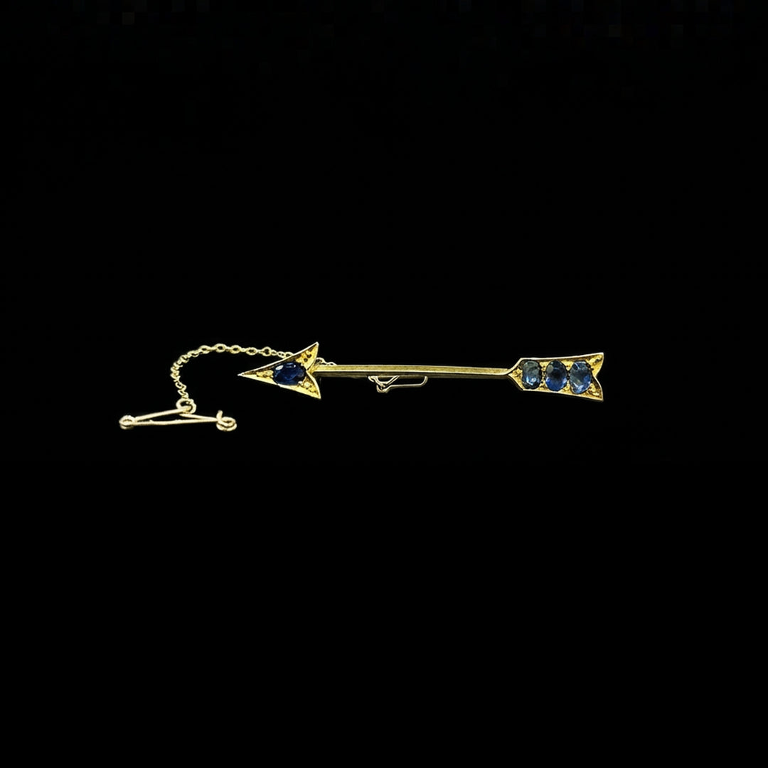 Sapphire brooch | 15ct yellow gold