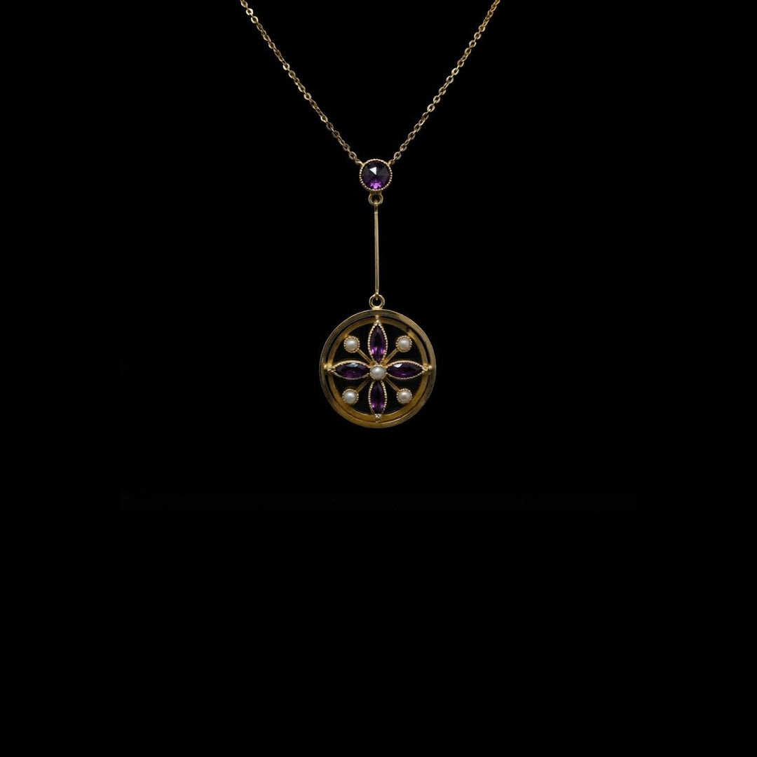 Amethyst and seed pearl pendant | 9ct yellow gold