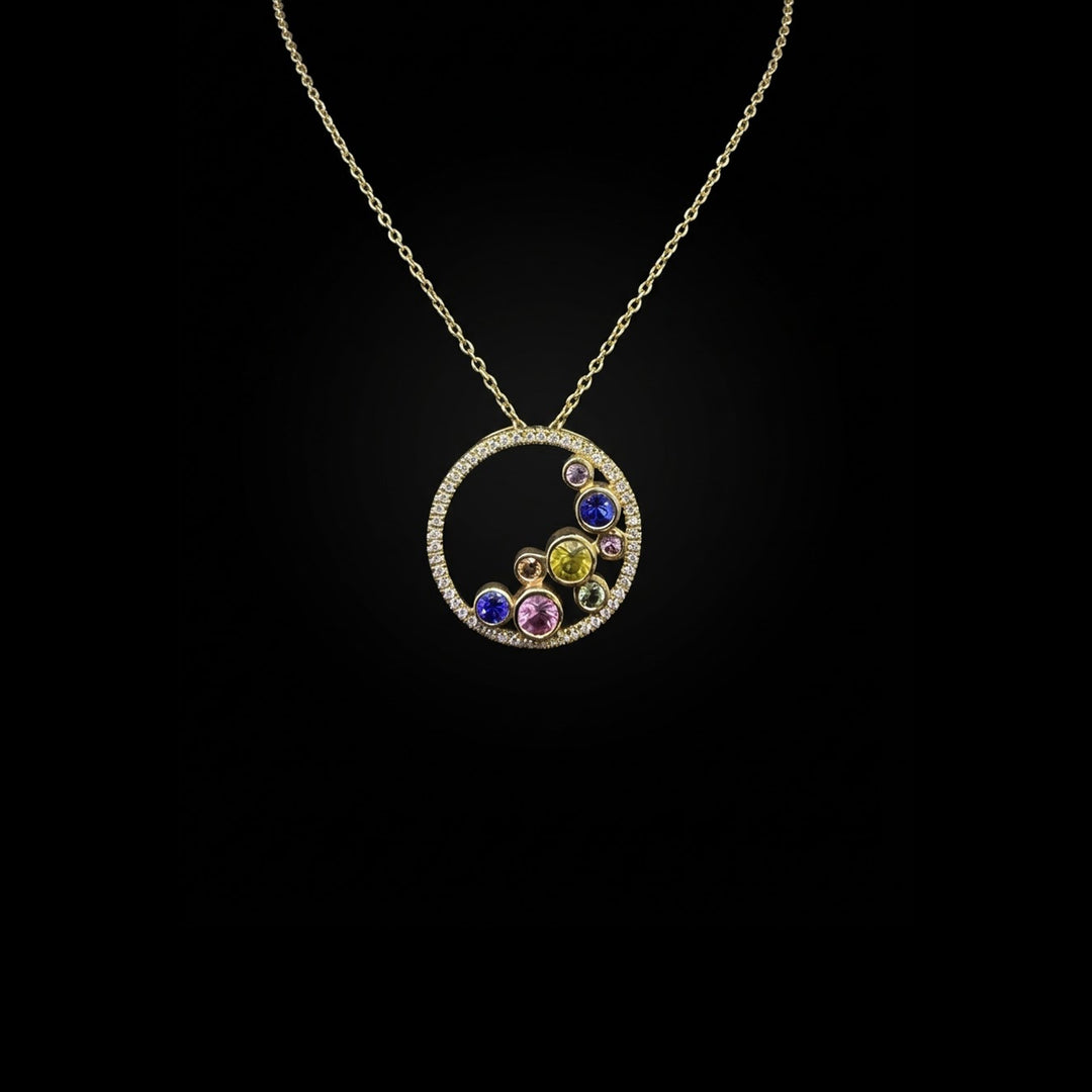 Sapphire and diamond pendant | Lifestyle | 18ct yellow gold