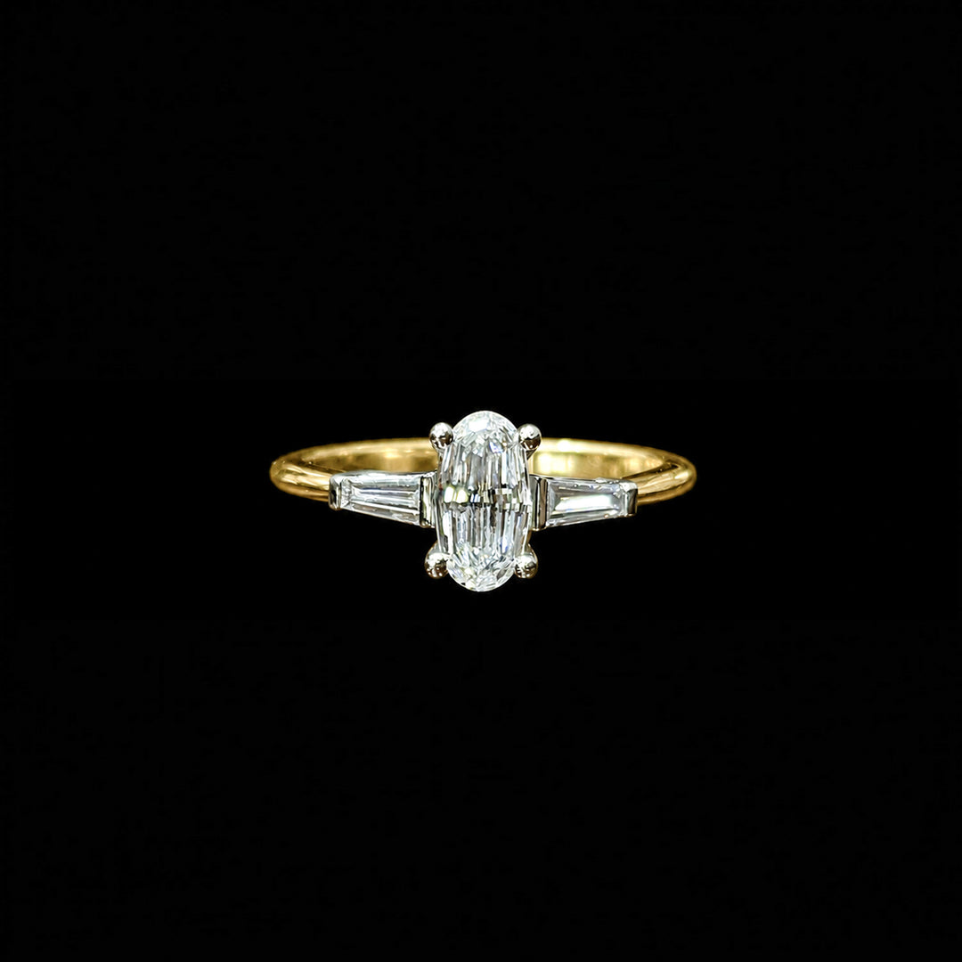 Diamond trilogy ring | Step cut | 18ct yellow gold